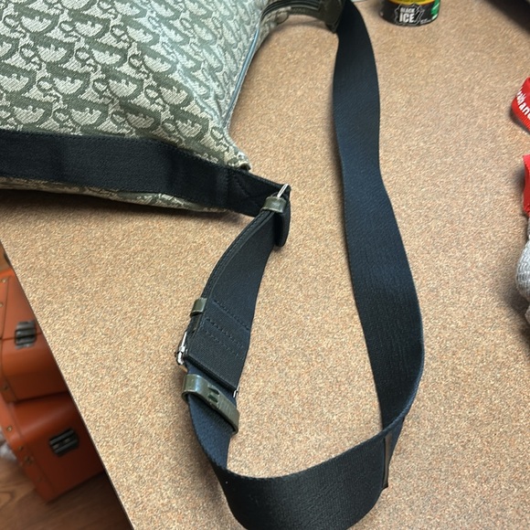 Dior Vintage Trotter Shoulder Bag - Picture 9 of 16